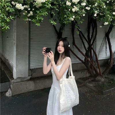 街头小吃摊